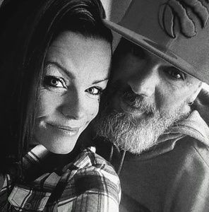 Meet your Posher, Barbie